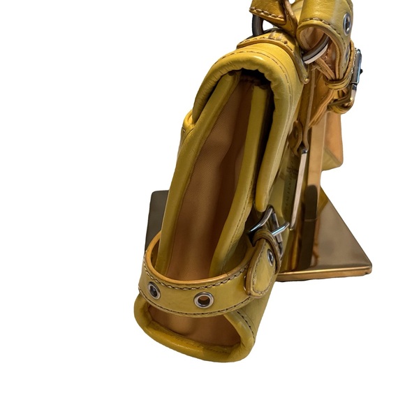 Franco Sarto Yellow Purse (Vintage) - Picture 4 of 6